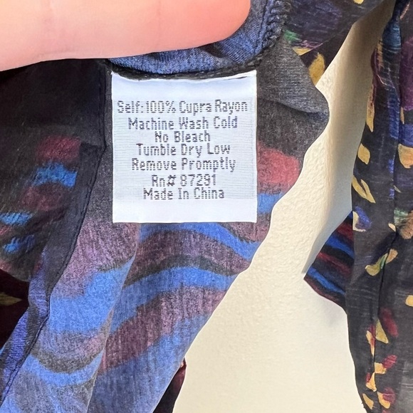 Johnny Was Women’s Colorful Cupra Rayon Long Sleeve Tunic Top Size Large - Picture 6 of 7